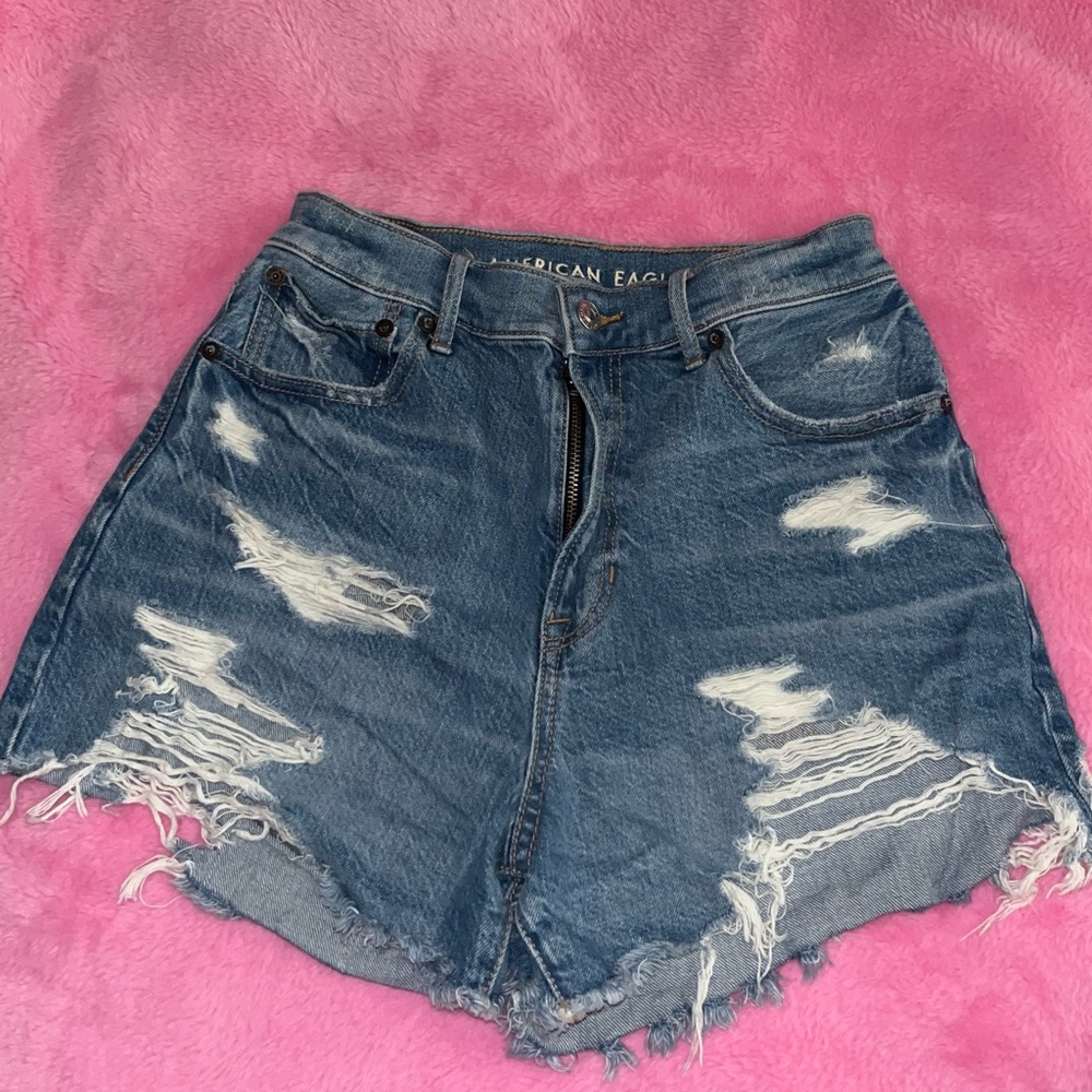 American Eagle highest rise 90s boyfriend shorts!